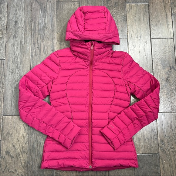 Lululemon Pack It Down Jacket Pomegranate - Picture 2 of 11
